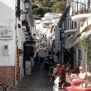 2* Casa de hóspedes La De